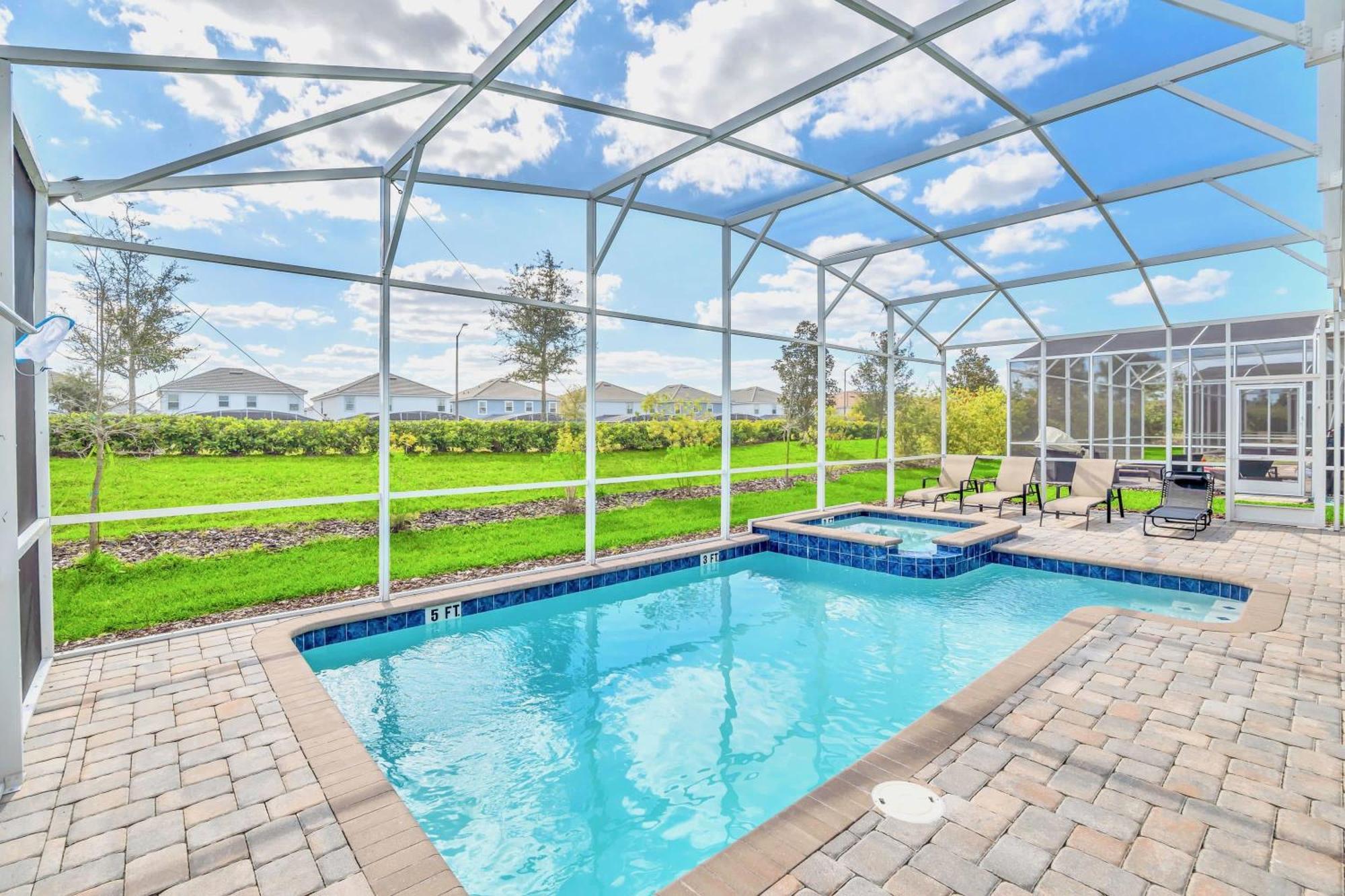 Casa de Férias Stunning 8br With Bbq Pool And Theater